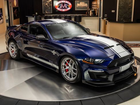 Used 2019 Ford Mustang GT Premium w/ GT Performance Package RWD image 9