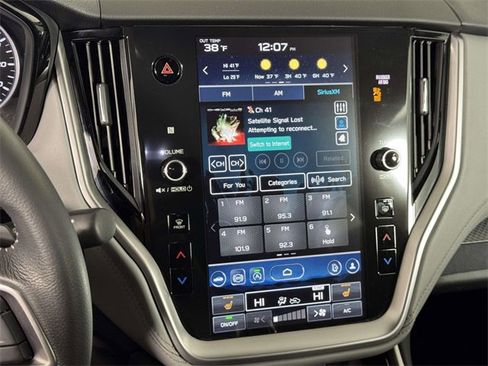 Used 2024 Subaru Outback Premium image 27