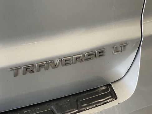 Used 2016 Chevrolet Traverse LT AWD/4WD image 12