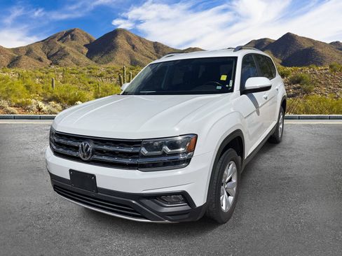 Used 2018 Volkswagen Atlas SE AWD/4WD image 2