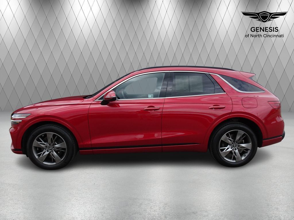 Used 2025 Genesis GV70 3.5T Sport AWD/4WD image 2