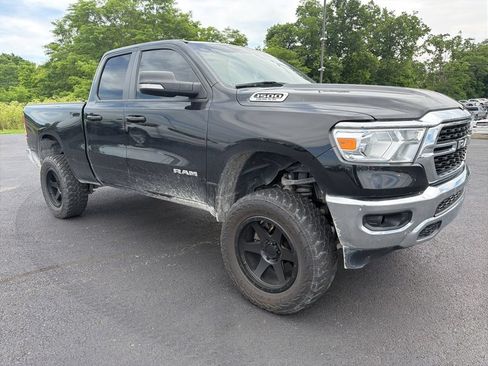 Used 2022 RAM 1500 Big Horn AWD/4WD image 2