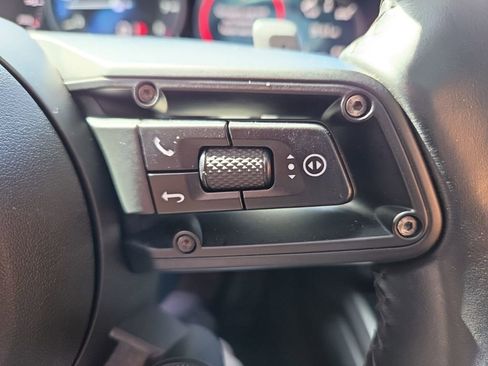 Used 2021 Porsche 911 Carrera image 32