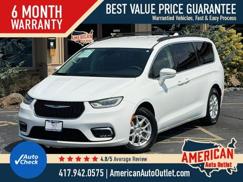 Used 2022 Chrysler Pacifica Touring-L FWD image 1