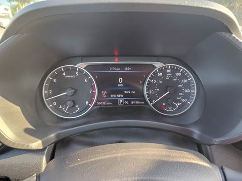 Used 2024 Nissan Sentra SV FWD image 13