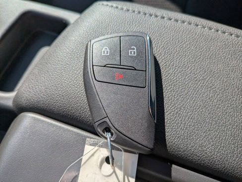 New 2025 Chevrolet Silverado 1500 W/T image 27