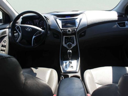 Used 2012 Hyundai Elantra Limited w/ Technology Pkg 5 FWD image 9