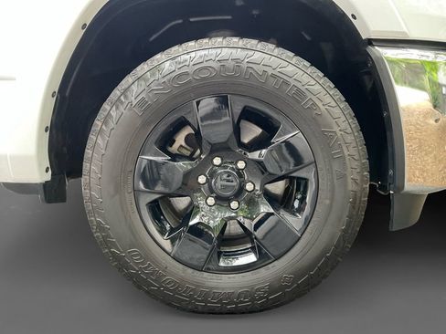 Used 2025 RAM 1500 Big Horn AWD/4WD image 16