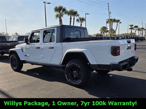 Certified 2024 Jeep Gladiator Sport image 5
