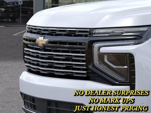 New 2026 Chevrolet Suburban High Country w/ LPO, Illumination Package AWD/4WD image 13