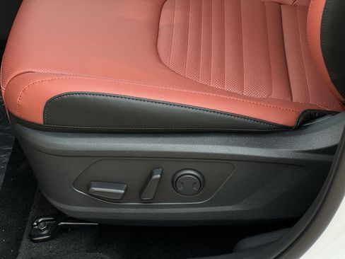 New 2027 Kia Sportage SX Prestige AWD/4WD image 19