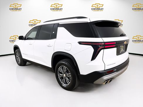 Used 2024 Chevrolet Traverse LT w/ LPO, Floor Liner Package image 5