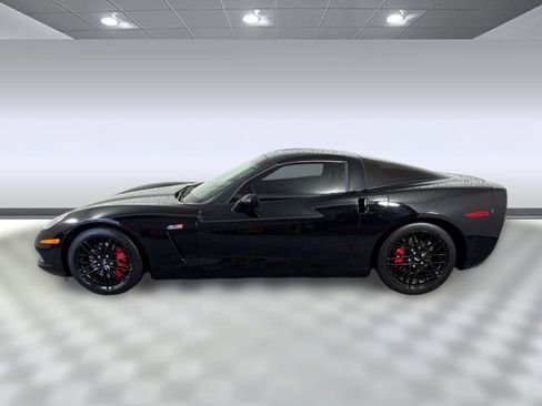 Used 2008 Chevrolet Corvette Coupe image 2