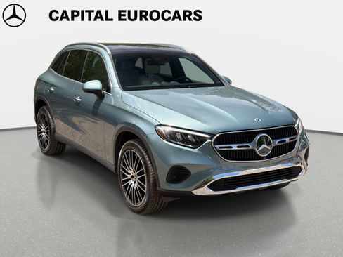 New 2026 Mercedes-Benz GLC 300 image 3
