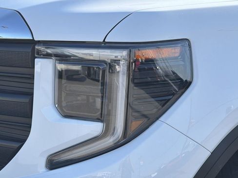 Used 2024 GMC Sierra 1500 Pro image 26