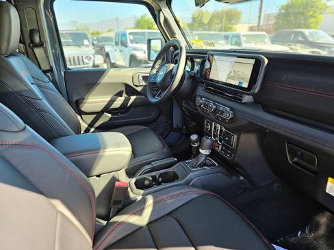New 2026 Jeep Gladiator Rubicon AWD/4WD image 26
