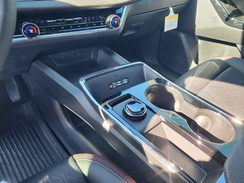 New 2026 Chevrolet Equinox RS w/ Convenience Package III image 35