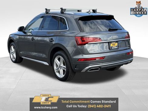 Used 2021 Audi Q5 e Prestige w/ Prestige Package image 3