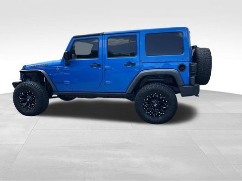 Used 2015 Jeep Wrangler Unlimited Rubicon w/ Connectivity Group AWD/4WD image 7