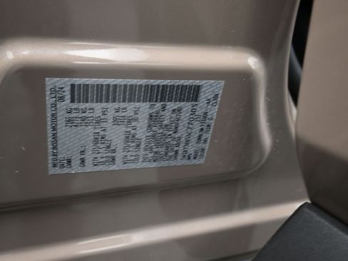 Used 2025 Nissan Rogue SV image 17