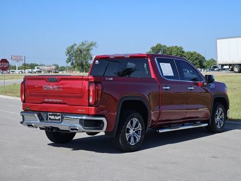Used 2024 GMC Sierra 1500 SLT w/ SLT Convenience Package AWD/4WD image 7