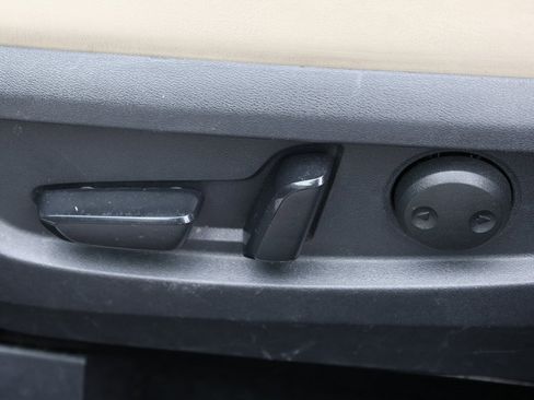 Used 2020 INFINITI QX50 Sensory w/ Proactive Package image 18