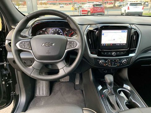 Certified 2023 Chevrolet Traverse Premier w/ Redline Edition image 21