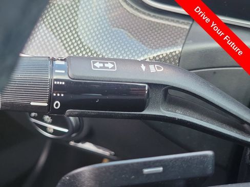 Used 2023 Mercedes-Benz C 300 Sedan image 13