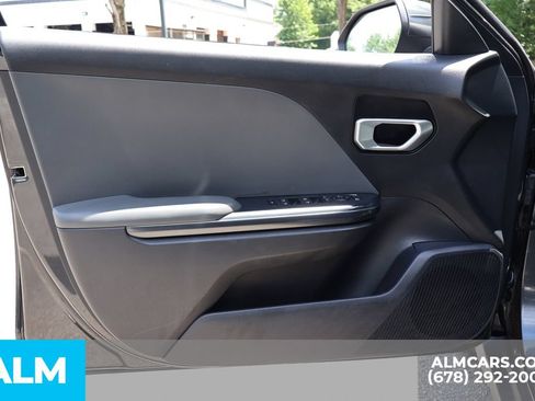 Used 2025 Kia K4 FWD image 15