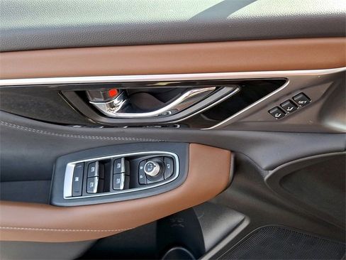 Used 2022 Subaru Outback Touring image 16