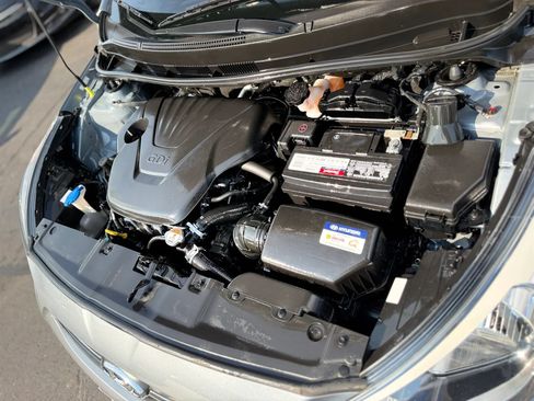 Used 2017 Hyundai Accent SE FWD image 9