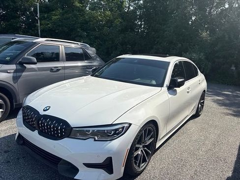 Used 2020 BMW 330i Sedan w/ Convenience Package RWD image 23