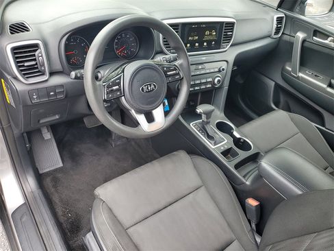 Certified 2022 Kia Sportage LX image 14