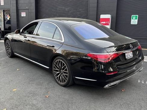 Used 2022 Mercedes-Benz S 580 4MATIC Sedan image 5