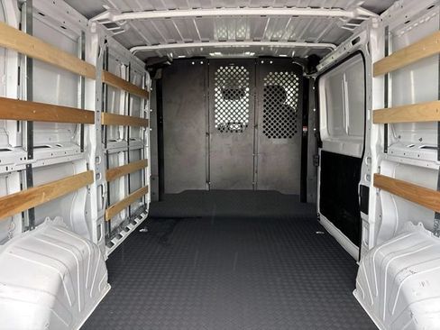 Used 2025 RAM ProMaster 2500 w/ U-Haul Equipment Group FWD image 12