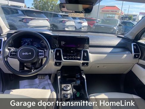 Used 2023 Kia Sorento SX Prestige w/ Panoramic Sunroof Package AWD/4WD image 16