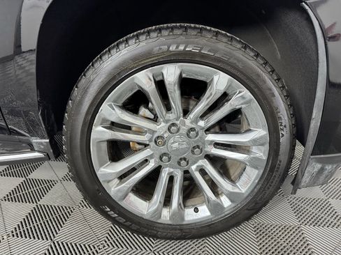 Used 2018 Cadillac Escalade Luxury w/ LPO, Radiant Package image 50