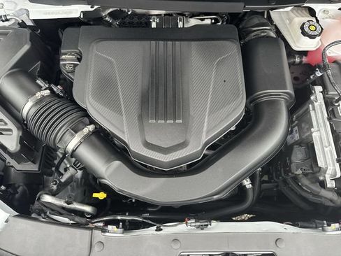 New 2026 Chevrolet Traverse LT w/ Enhanced Driving Package FWD image 32