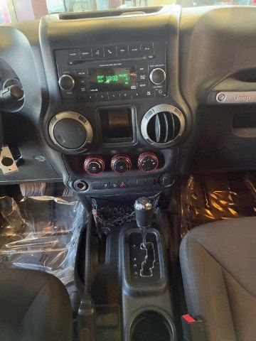 Used 2017 Jeep Wrangler Sport AWD/4WD image 25