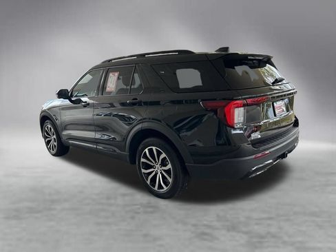 Used 2025 Ford Explorer ST-Line AWD/4WD image 4