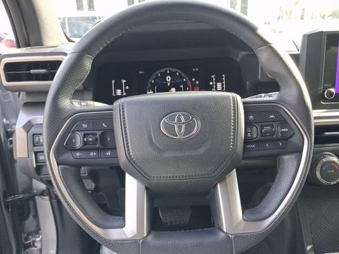 Used 2026 Toyota 4Runner SR5 RWD image 15