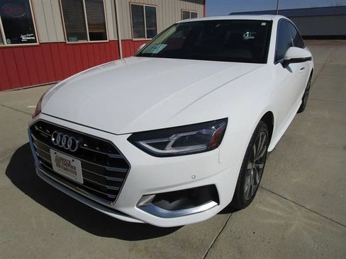 Used 2021 Audi A4 2.0T Premium image 3