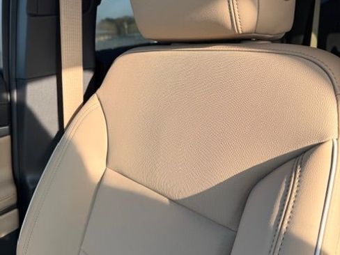 New 2026 Buick Enclave Preferred w/ Power Package image 16