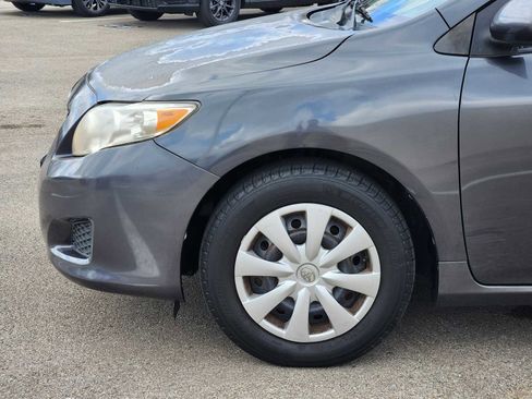 Used 2010 Toyota Corolla LE image 8