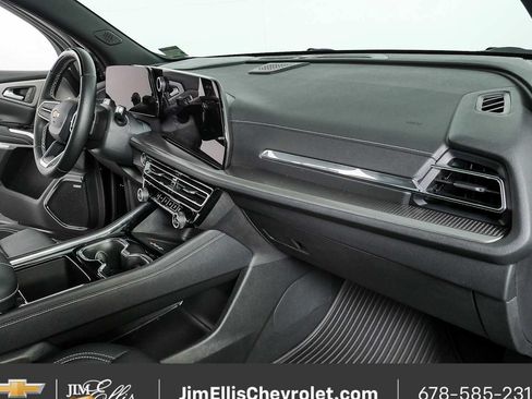 Certified 2025 Chevrolet Traverse LT w/ Enhanced Driving Package FWD image 25