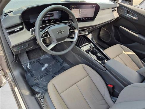 New 2026 Audi Q3 quattro 2.0T AWD/4WD image 3