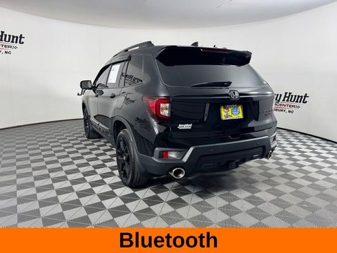 Used 2025 Honda Passport Black Edition image 9