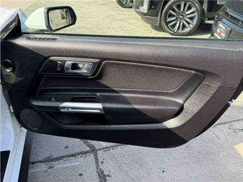 Used 2021 Ford Mustang Coupe RWD image 20