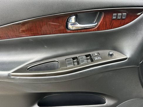 Used 2017 INFINITI QX50 w/ Premium Plus Package image 11