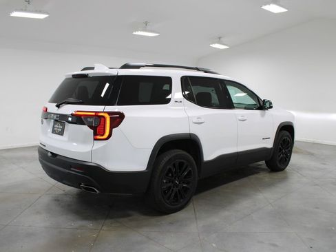 Used 2022 GMC Acadia SLE w/ Driver Convenience Package image 9